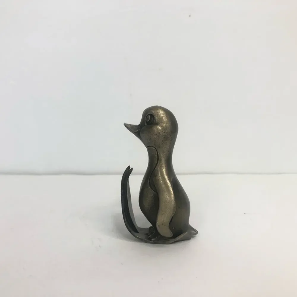 hudson‎ pewter clumsy penguin on skis 2 1/4 inch bent skis silver tone